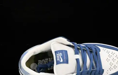 Low Raised x FN7819-400 SB Nike Dunk Born 0703